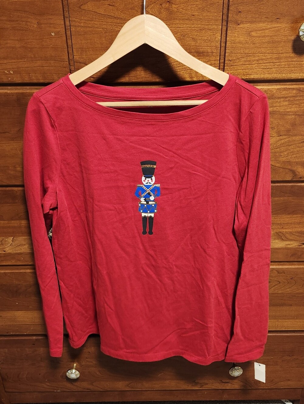 NWT Women's 100% Cotton Long Sleeve T-Shirt Nutcracker Themed, Red Size Medium